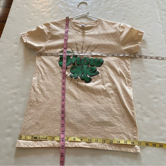 Carolina Liar Signed Tee Shirt Womens Size Medium Large Crewneck Short Sleeve - Picture 9 of 9